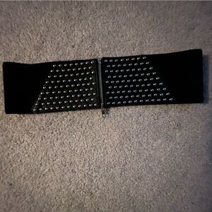 Women’s Stretch Corset Waist Belt w/Silver Studs:Zip Closure- Size: M/L